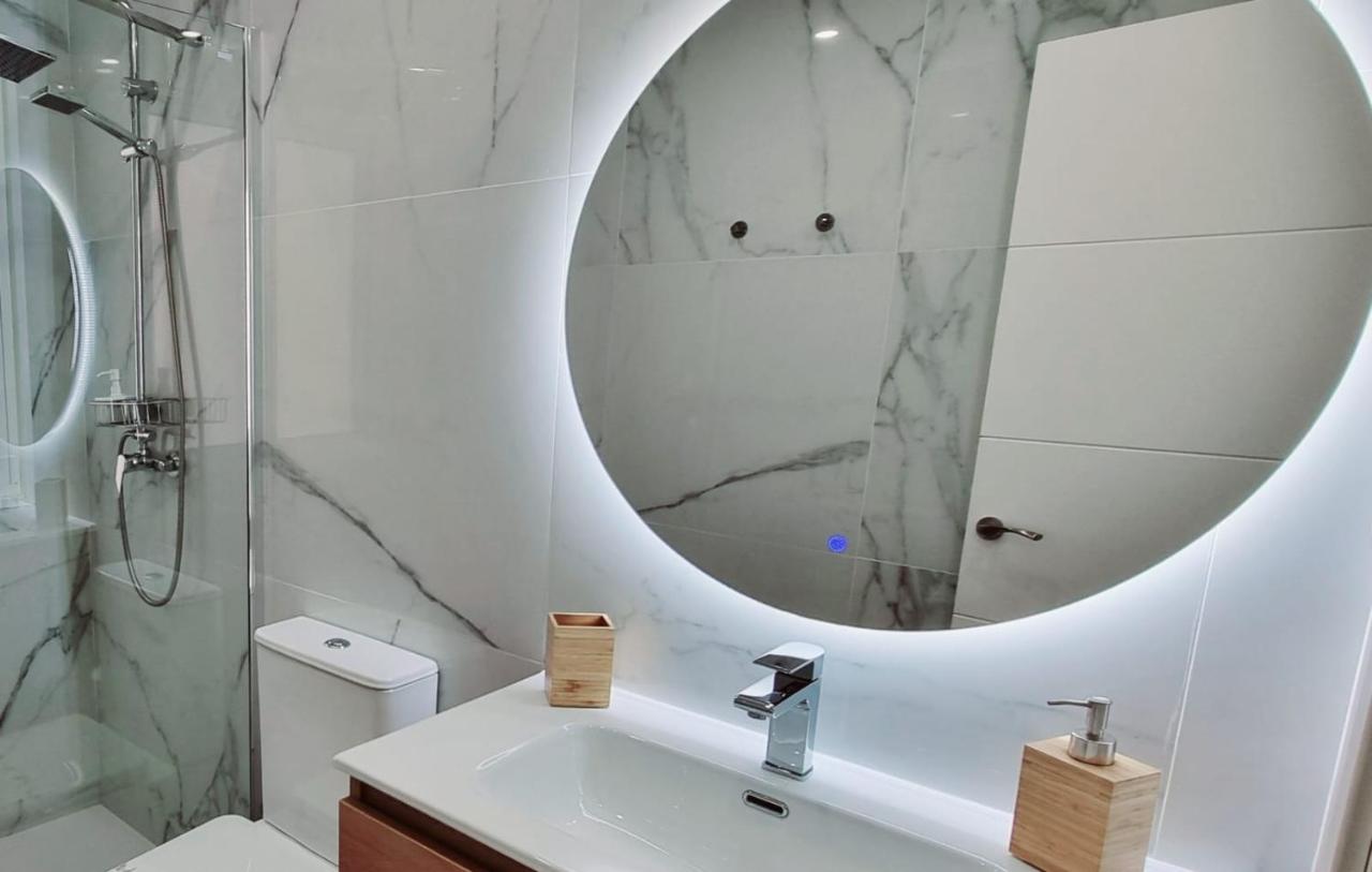 Gleaming & Well Located Apartment In Malaga Center מראה חיצוני תמונה